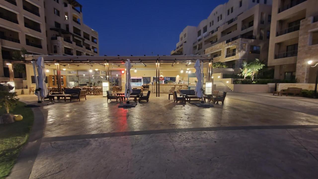 Comfy Stays Sea View Apartments At Deadsea Samarah Resort Sweimeh Exterior foto