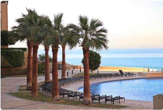 Comfy Stays Sea View Apartments At Deadsea Samarah Resort Sweimeh Exterior foto