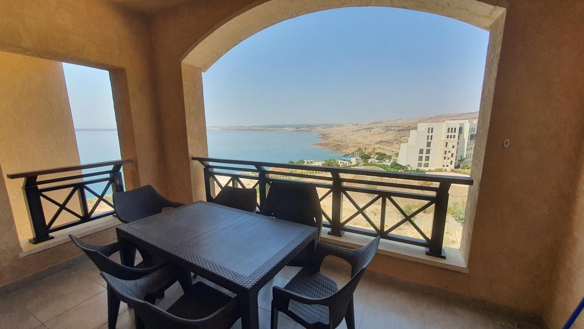 Comfy Stays Sea View Apartments At Deadsea Samarah Resort Sweimeh Cameră foto